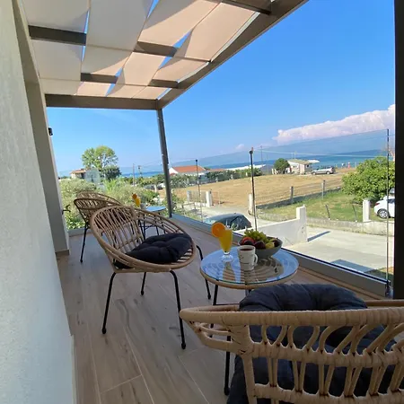 Sea Breeze Sea View Vakantiehuis *